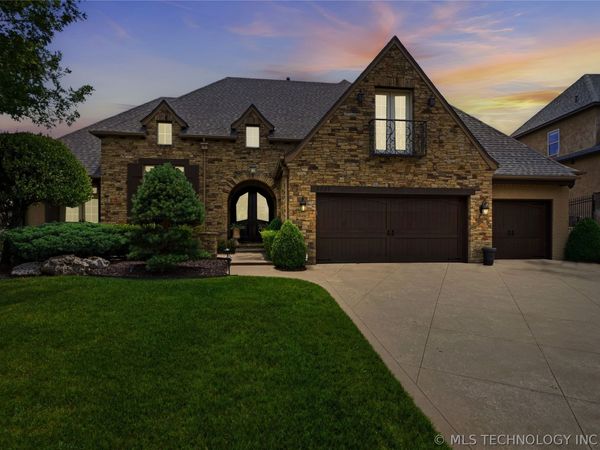 5621 W Charleston Street , Broken Arrow, OK 74011