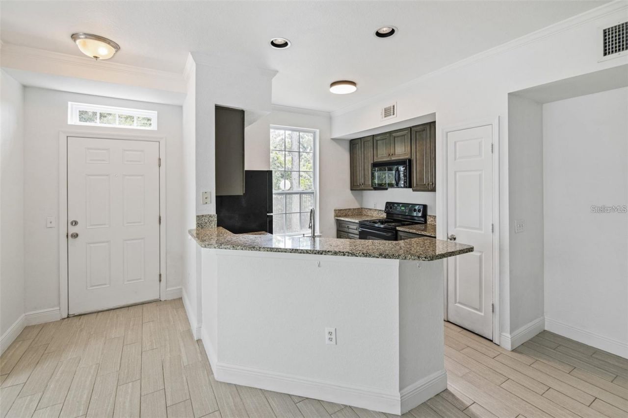 5571 Rosehill Road , Unit 104, Sarasota, FL 34233 Photo