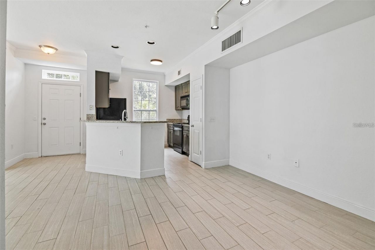5571 Rosehill Road , Unit 104, Sarasota, FL 34233 Photo