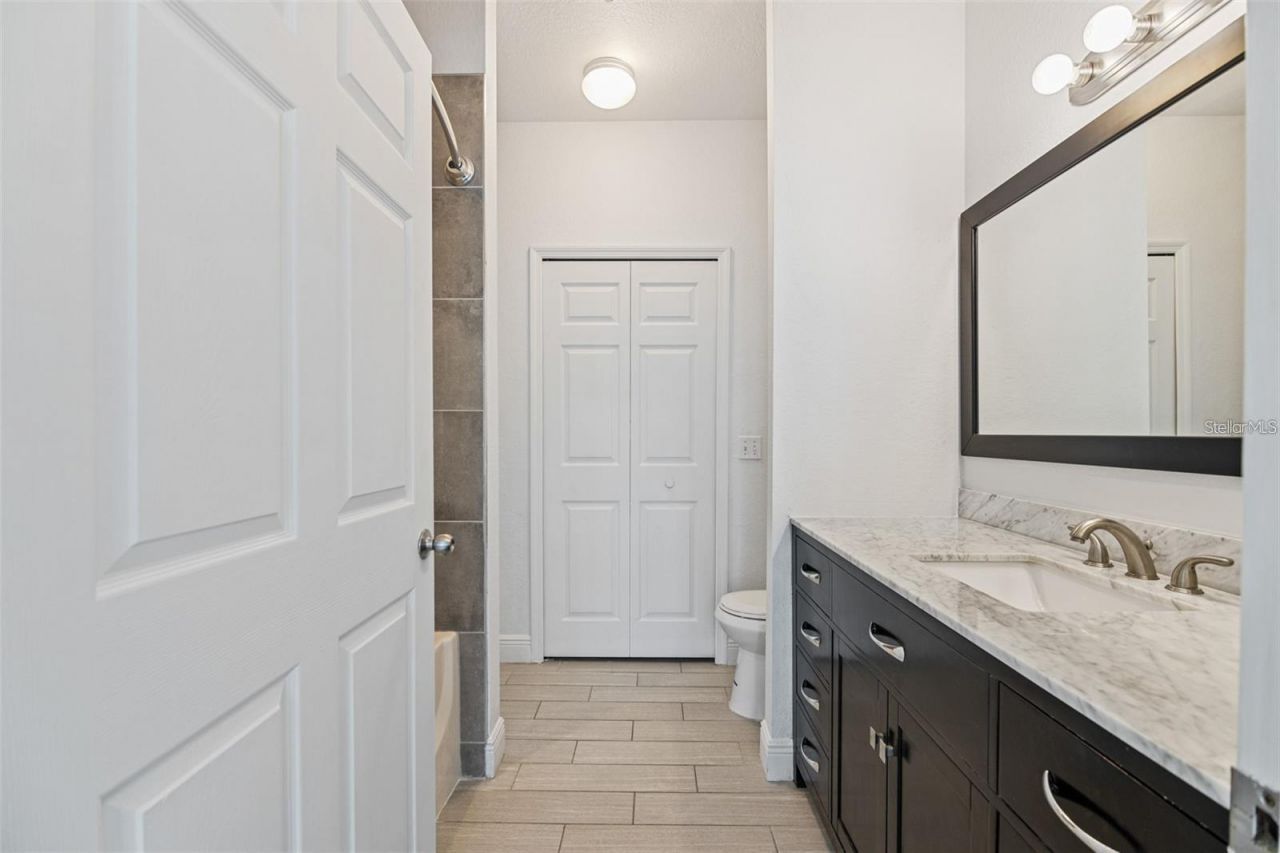 5571 Rosehill Road , Unit 104, Sarasota, FL 34233 Photo