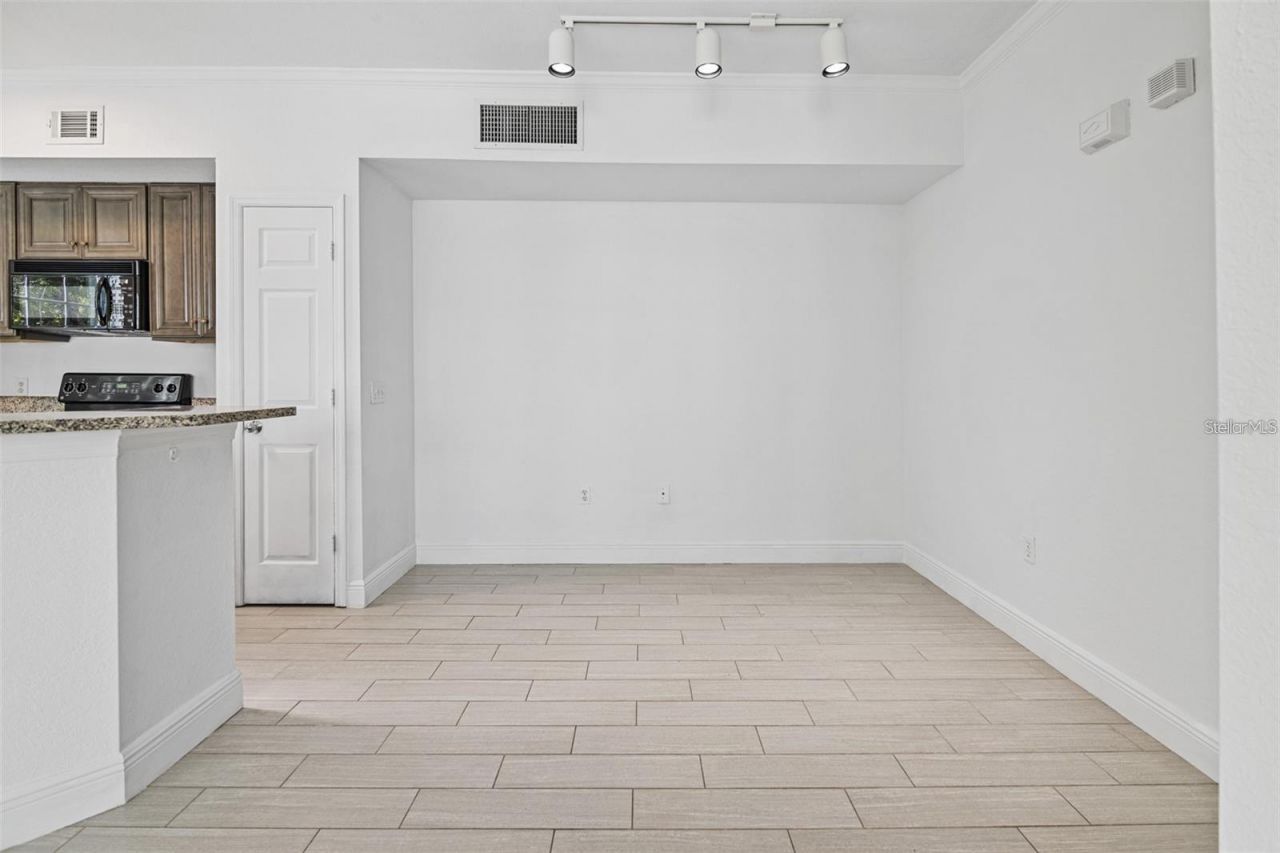 5571 Rosehill Road , Unit 104, Sarasota, FL 34233 Photo