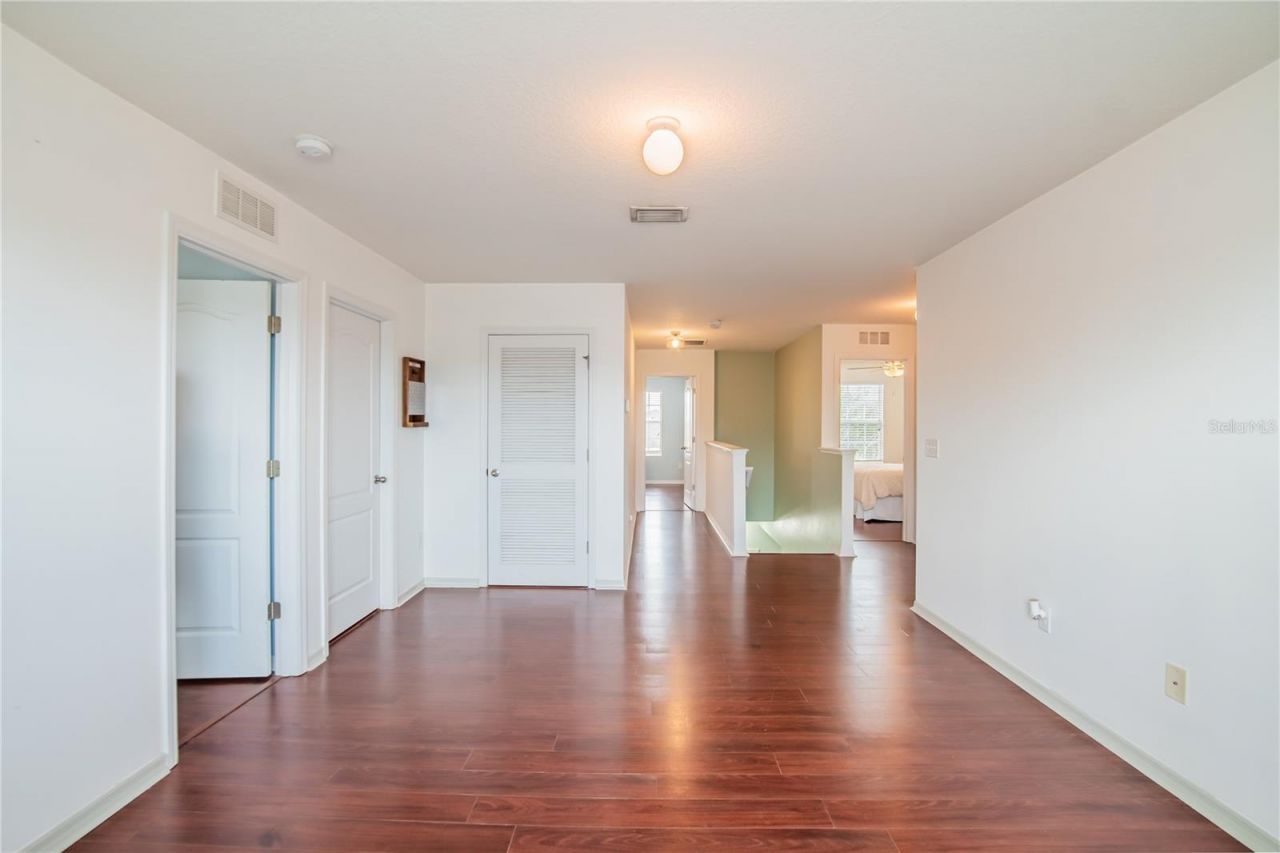 402 Britton Shores Court , Ruskin, FL 33570 Photo