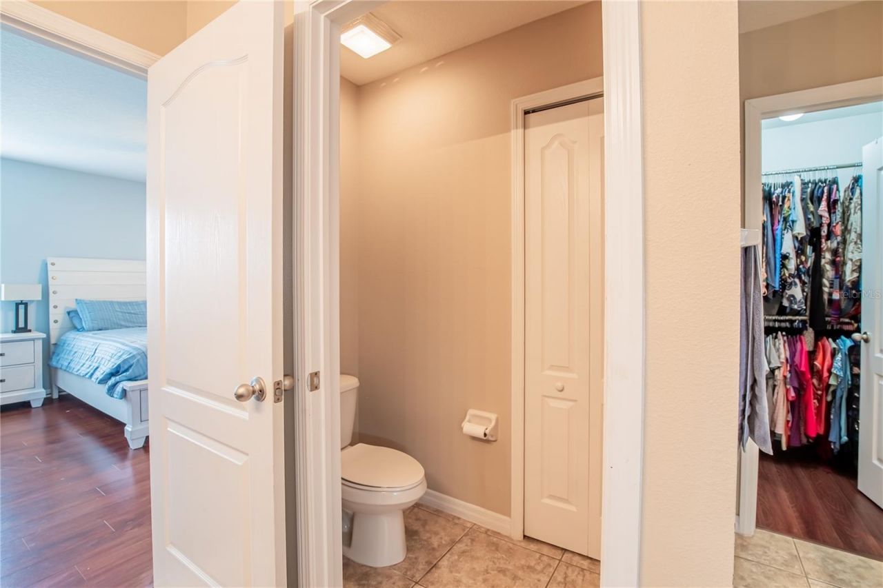 402 Britton Shores Court , Ruskin, FL 33570 Photo