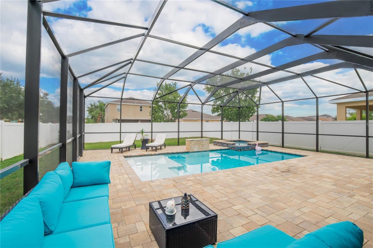 402 Britton Shores Court , Ruskin, FL 33570 Photo