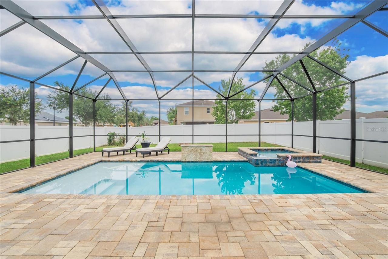 402 Britton Shores Court , Ruskin, FL 33570 Photo