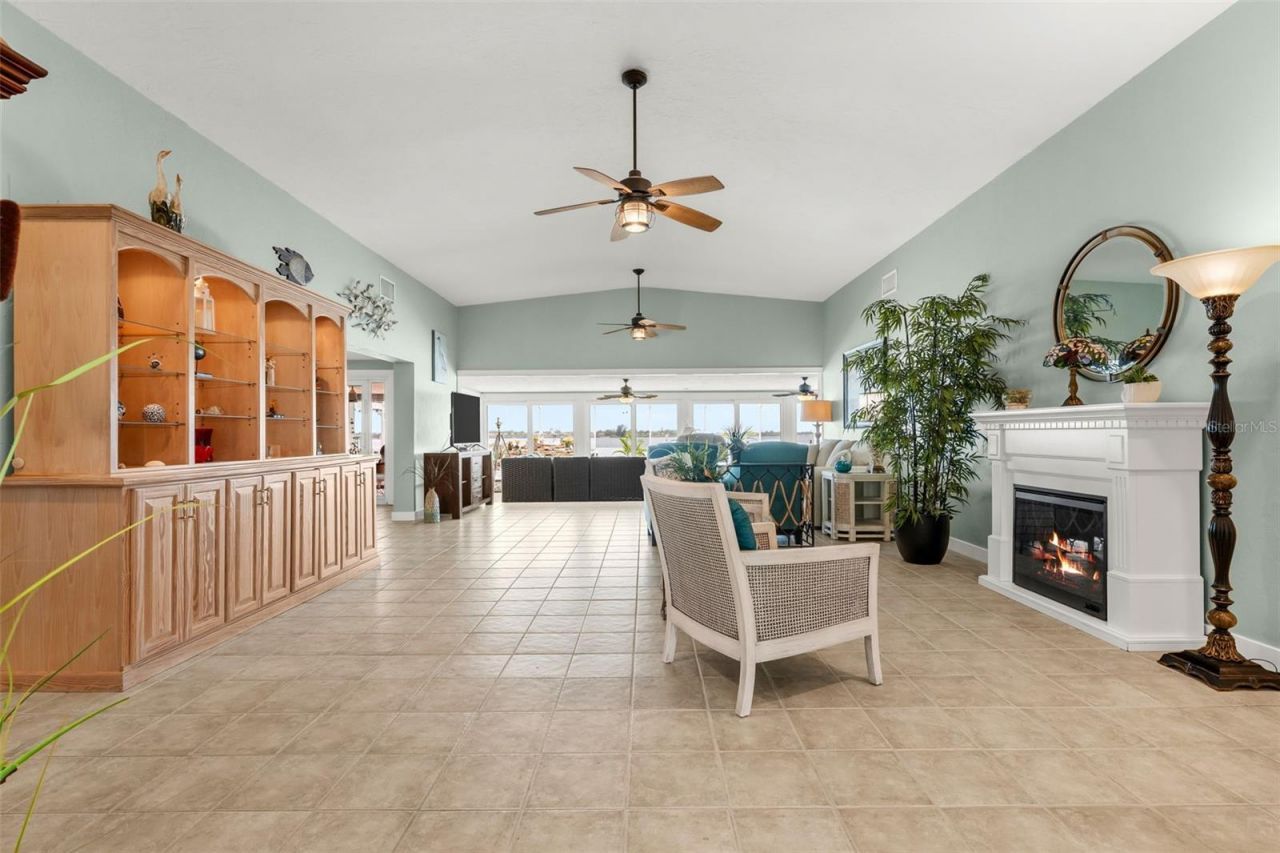 604 Poinsettia Avenue, Ellenton, FL 34222 Photo