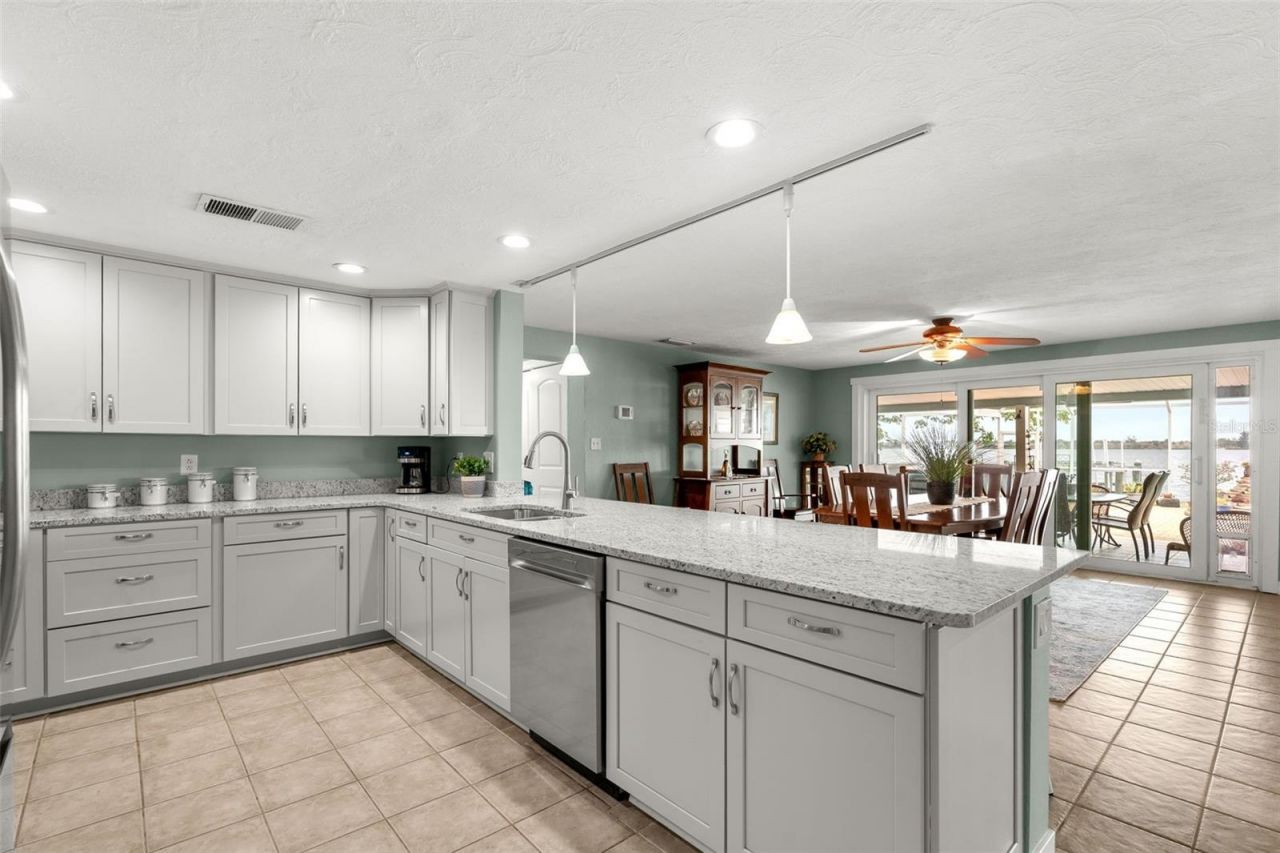 604 Poinsettia Avenue, Ellenton, FL 34222 Photo
