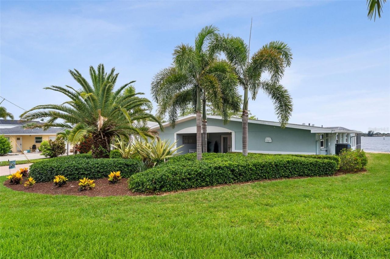 604 Poinsettia Avenue, Ellenton, FL 34222 Photo
