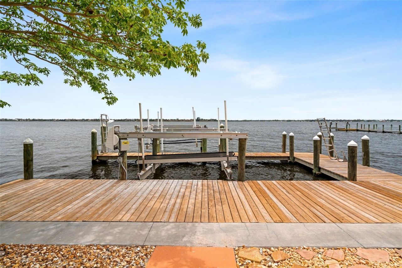 604 Poinsettia Avenue, Ellenton, FL 34222 Photo