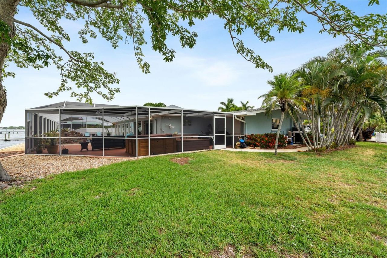 604 Poinsettia Avenue, Ellenton, FL 34222 Photo