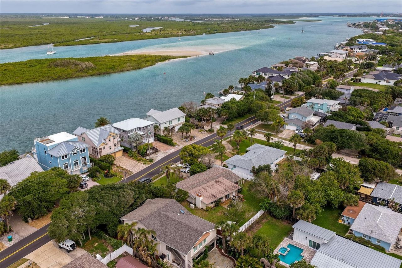 1211 N Peninsula Avenue, New Smyrna Beach, FL 32169 Photo