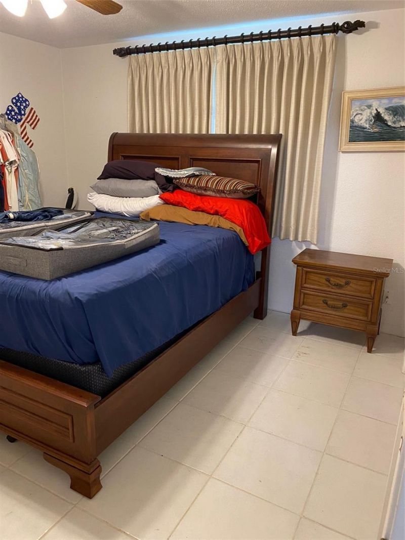 1211 N Peninsula Avenue, New Smyrna Beach, FL 32169 Photo