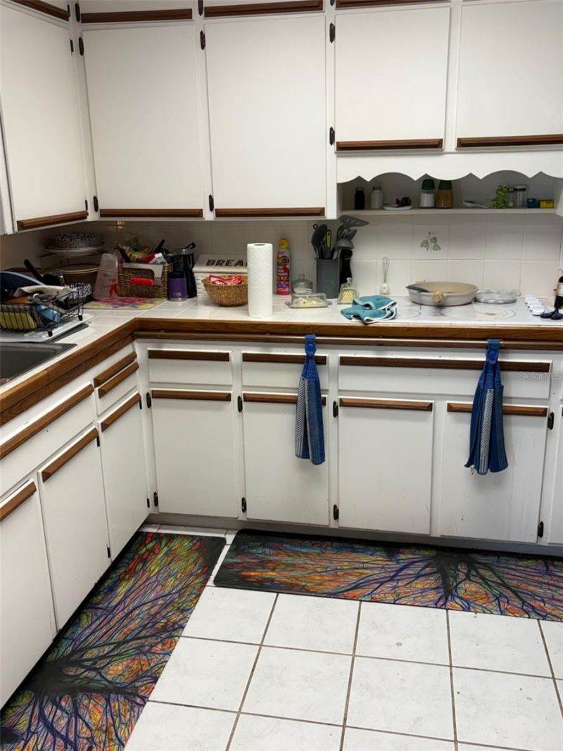 1211 N Peninsula Avenue, New Smyrna Beach, FL 32169 Photo