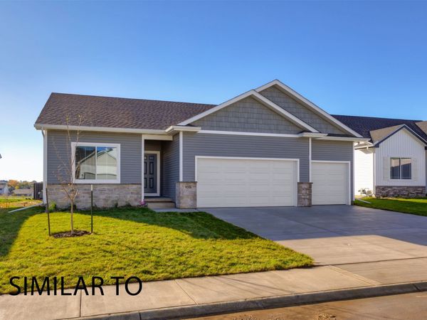 9407 Emilia Lane, West Des Moines, IA 50266