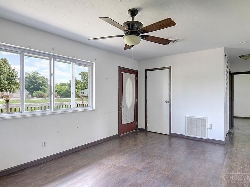 6305 S Dixie Highway, Franklin Twp, OH 45005 Photo 6