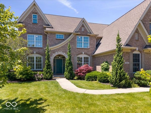 9661 Wading Crane Avenue, Fishers, IN 46055