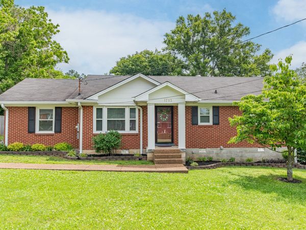 1713 Wheeler Dr , Columbia, TN 38401