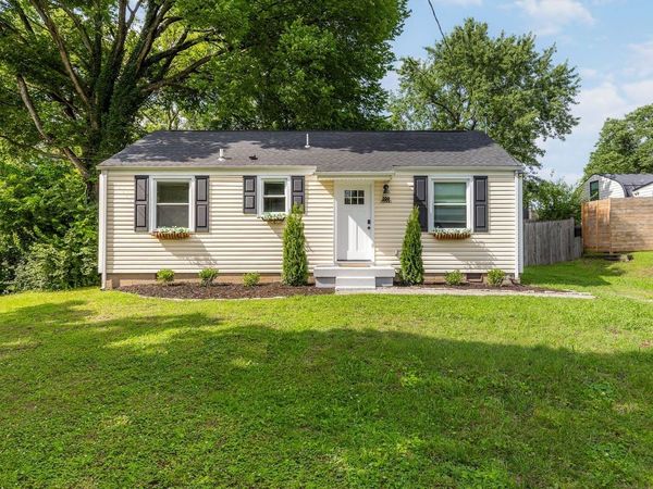 200 Stirton Rd, Nashville, TN 37210