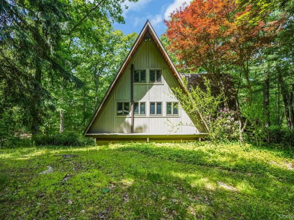 56 High Hill Road , Tuxedo Park, NY 10987