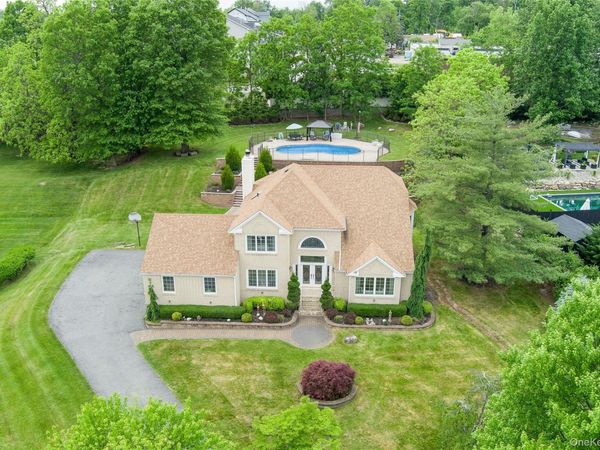8 Stark Court , New City, NY 10956
