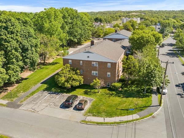 226 Rock St, Unit D1, Norwood, MA 02072