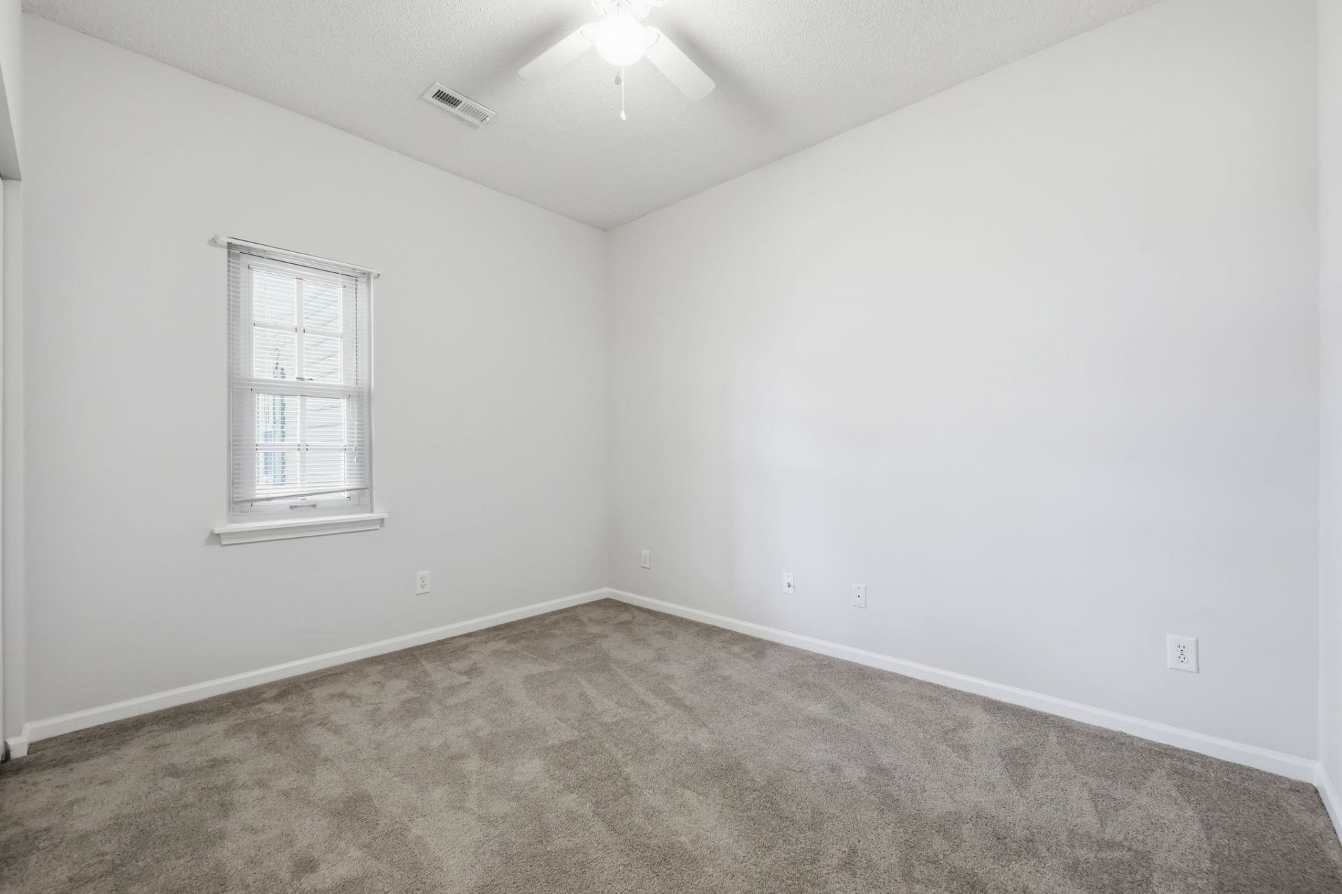 7309 Sweetwater Blvd. Photo 17