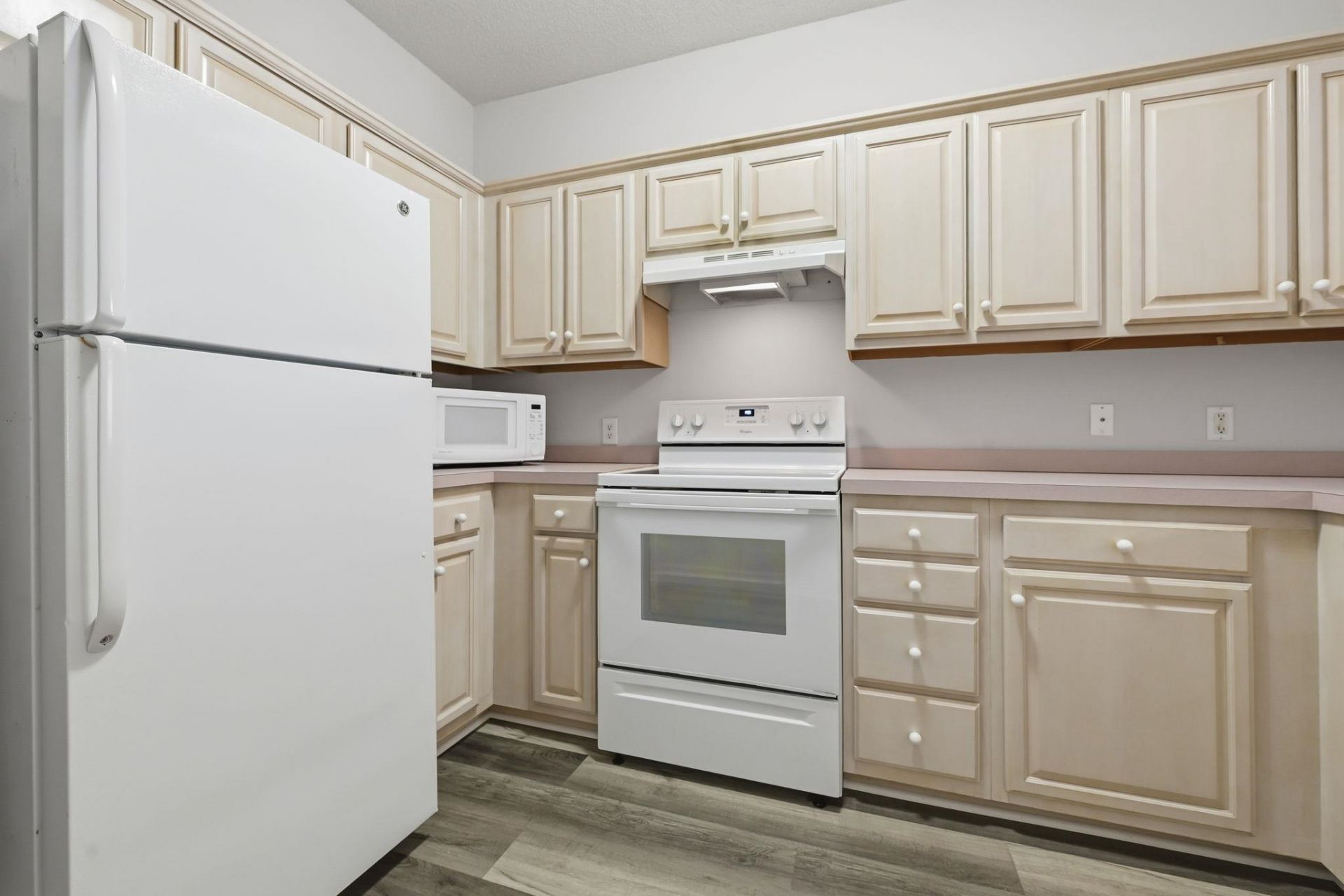 7309 Sweetwater Blvd. Photo 4