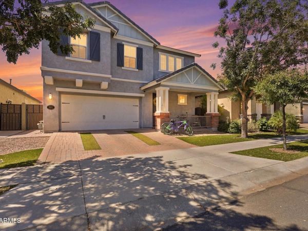 10533 E NEVILLE Avenue, Mesa, AZ 85209