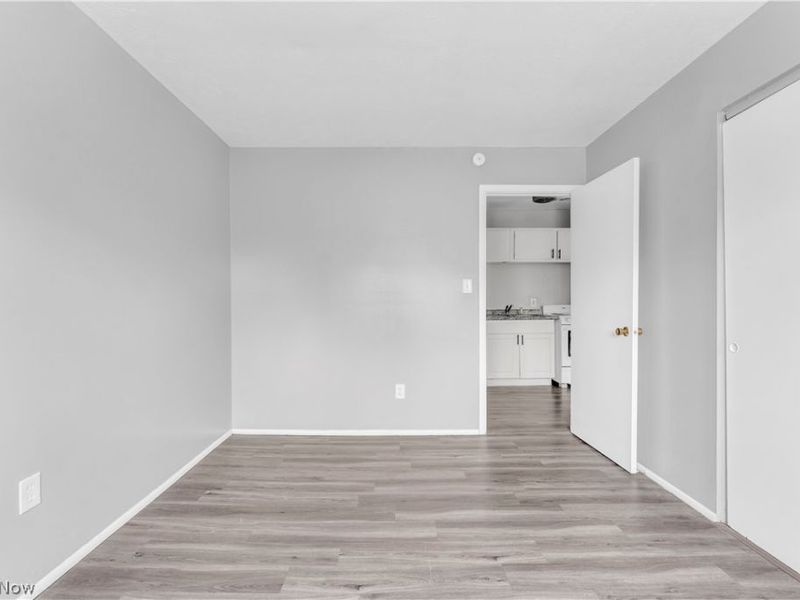 1415 Wyandotte Avenue , Unit 303, Lakewood, OH 44107 Photo 12