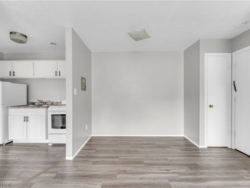 1415 Wyandotte Avenue , Unit 303, Lakewood, OH 44107 Photo 8