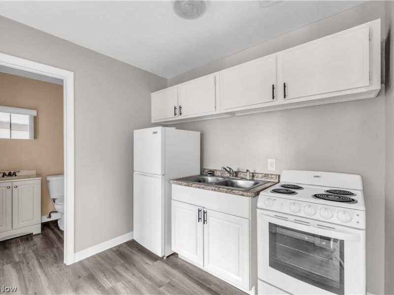 1415 Wyandotte Avenue , Unit 303, Lakewood, OH 44107 Photo 9
