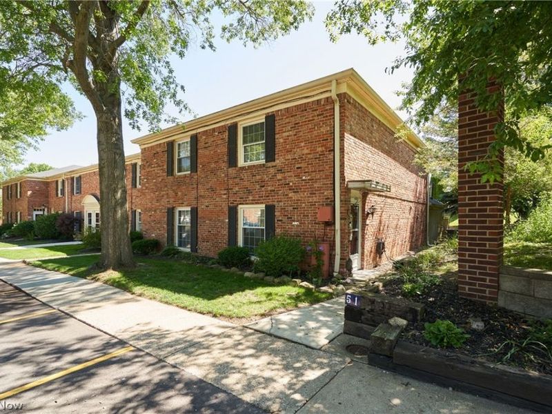 51 Nottoway Court , Akron, OH 44313 Photo 1