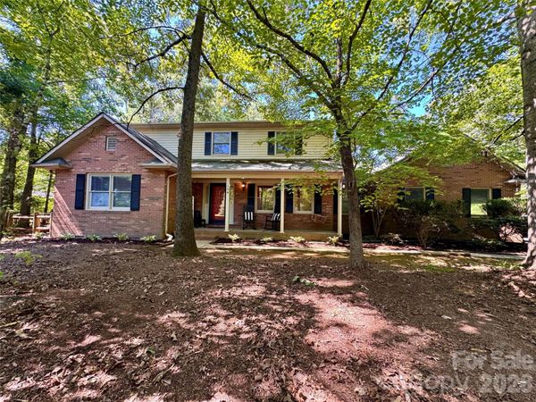 196 Flint Ridge Drive , Concord, NC 28025
