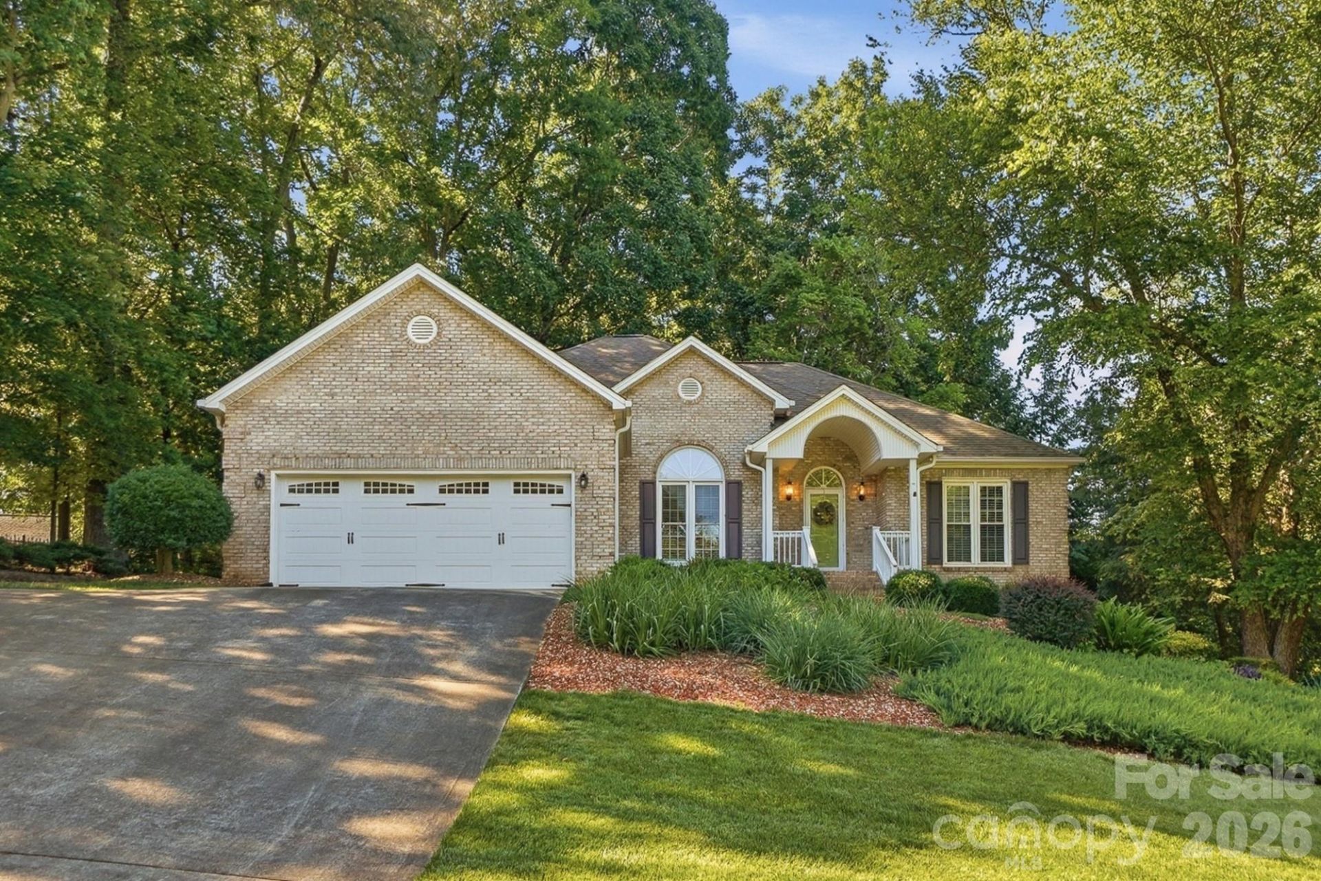 1506 Village Court , Gastonia, NC 28054 Main Photo