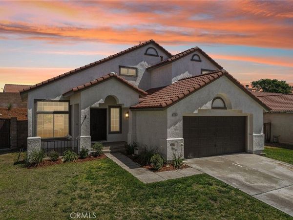 2864 W Buena Vista, Rialto, CA 92377