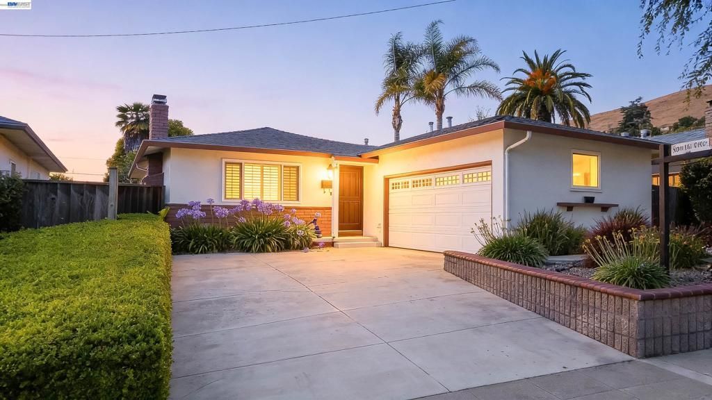 31590 Hugh Way , Hayward, CA 94544 Main Photo