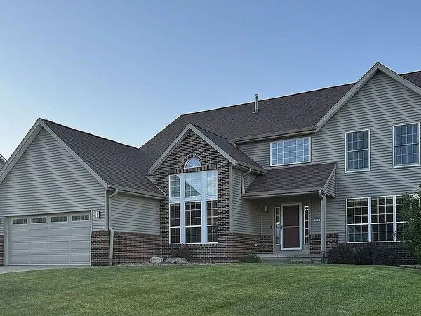 214 Revere Court NE, Cedar Rapids, IA 52402