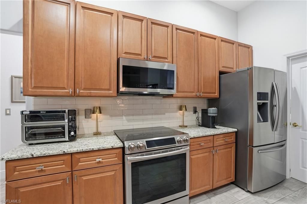 9954 Colonial Walk N, Estero, FL 33928 Photo