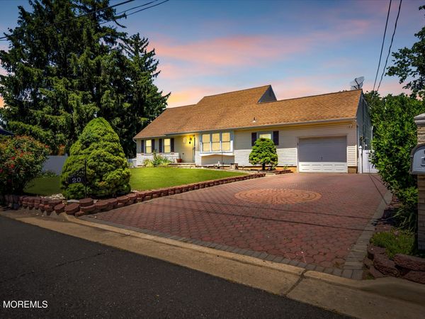 20 Sheldon Place, Piscataway Twp, NJ 08854