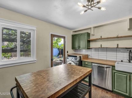 1125 Plymouth Way, Sparks, NV 89431 Photo