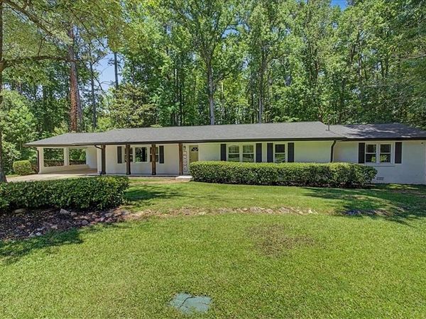 2718 Pine Grove Court, Austell, GA 30106