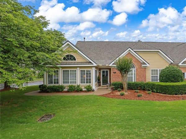 1105 Sweet Apple Circle , Alpharetta, GA 30004