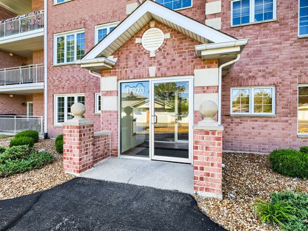 17920 Settlers Pond Way , Unit 3A, Orland Park, IL 60467