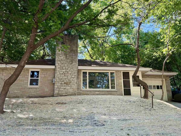 1305 E Johnson Street, Madison, WI 53703