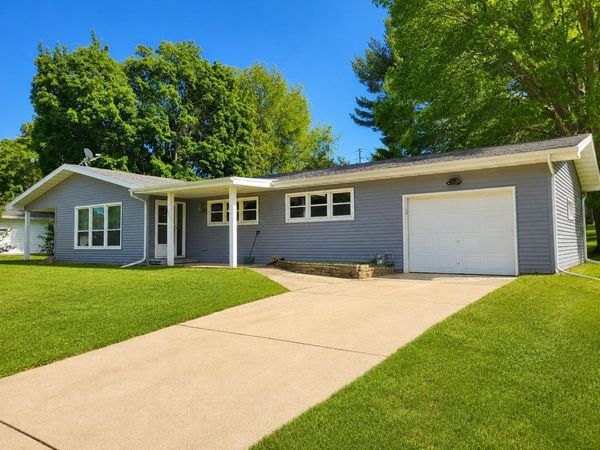 223 E Wisconsin Avenue, Monticello, WI 53570