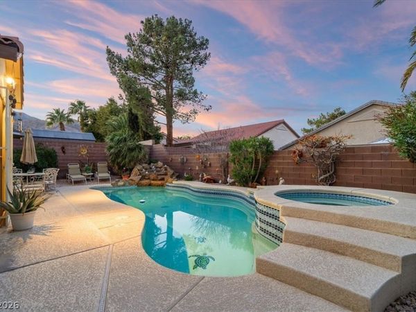 10212 Crystal Cloud Avenue, Las Vegas, NV 89129