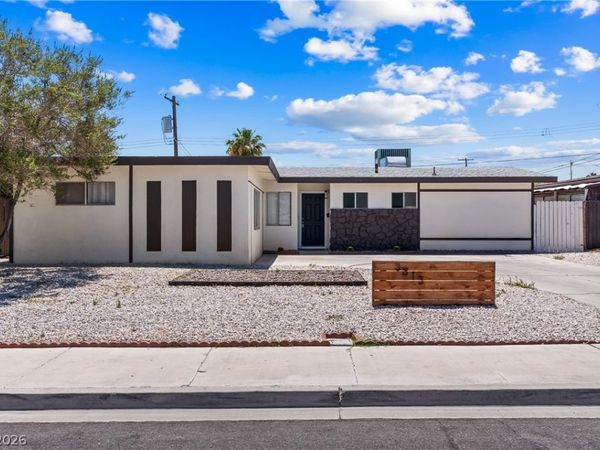 3813 El Conlon Avenue , Las Vegas, NV 89102