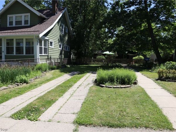 3878 Parkdale Road , Cuyahoga Heights, OH 44121