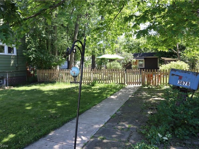 3878 Parkdale Road, Cuyahoga Heights, OH 44121 Photo 7