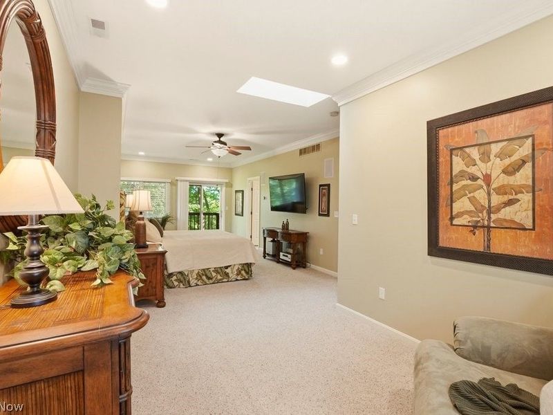 881 Gaylord Grove Road , Cuyahoga Falls, OH 44221 Photo 31
